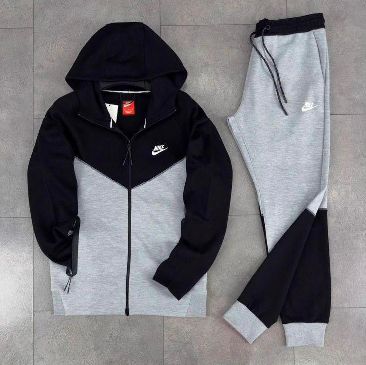 Nike Tech Fleece Panda New Season