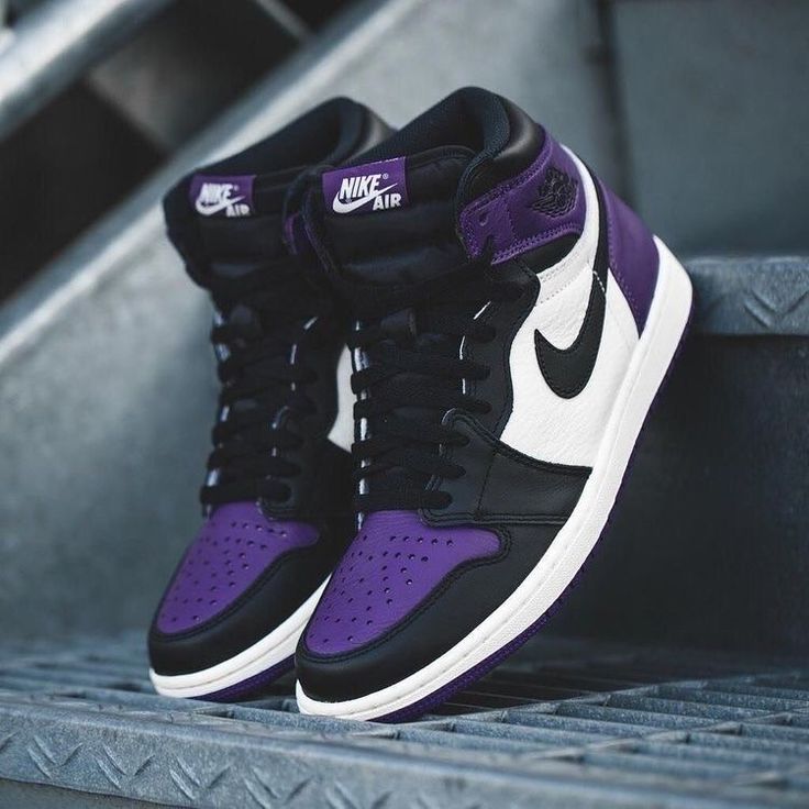Nike Air Jordan 1 High Court Purple