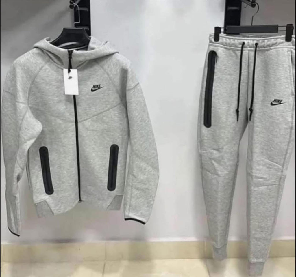 Nike Tech Fleece Grey New Season