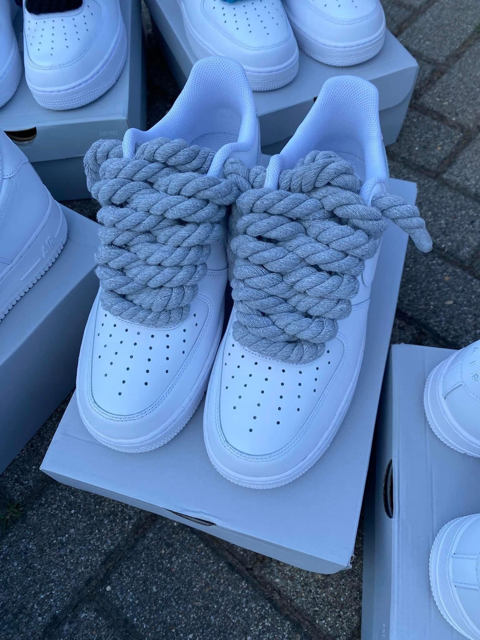 Nike Air Force 1 Alb și Rope Lace Gri