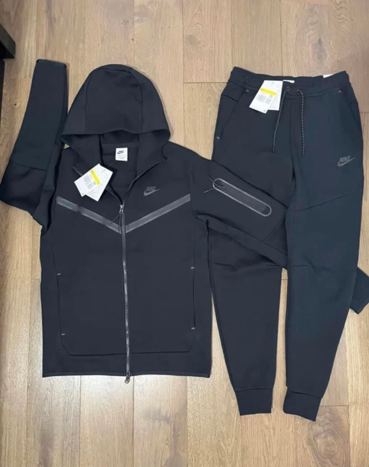 Nike Tech Fleece
