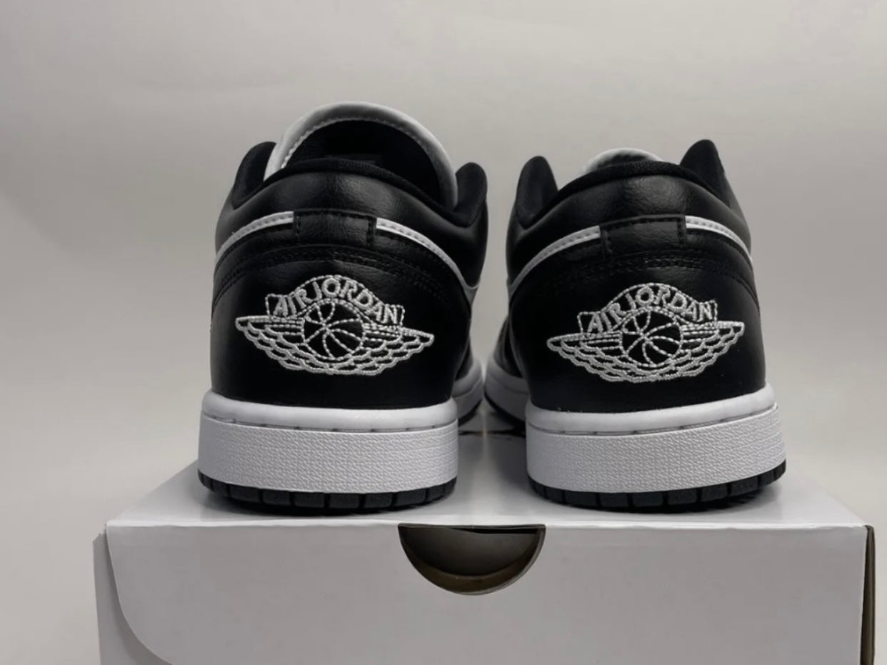Air Jordan 1 Low Black White