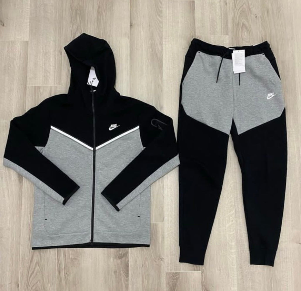 Nike Tech Fleece