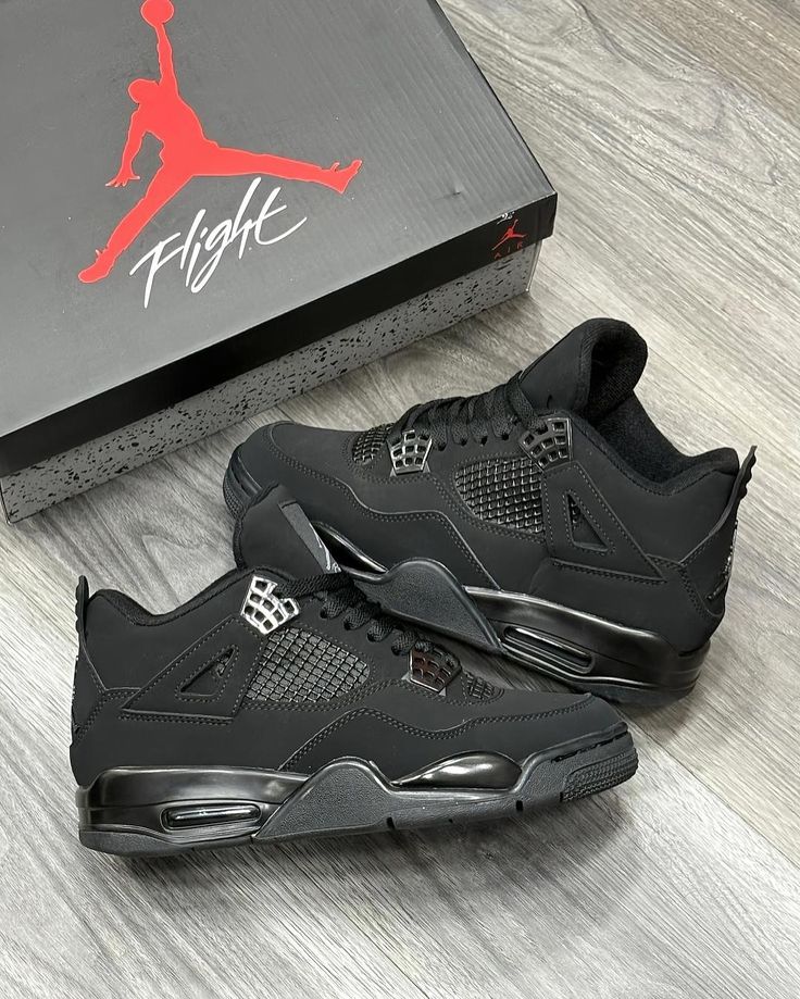 Air Jordan 4 Cat Black